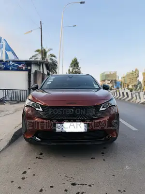 Photo - Peugeot 5008 2022 Burgundy