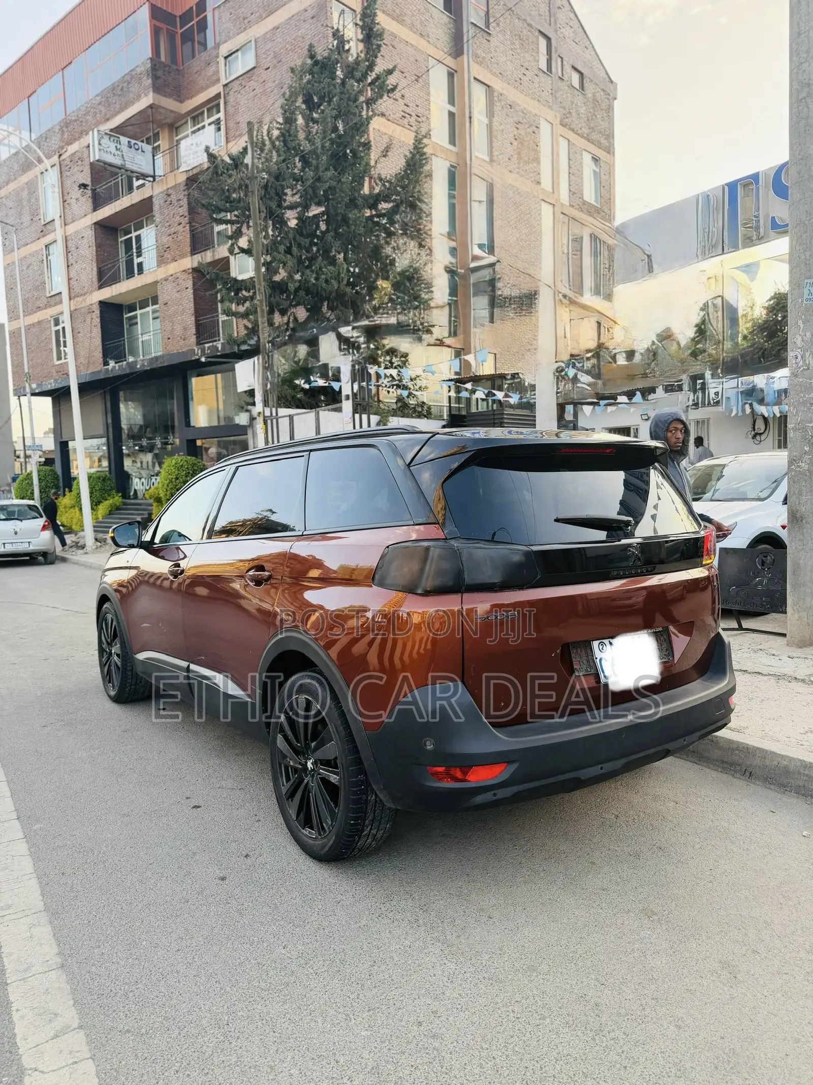 Peugeot 5008 2022 Burgundy