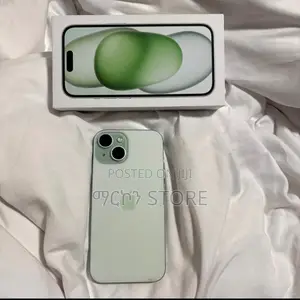 Apple iPhone 15 128 GB Green
