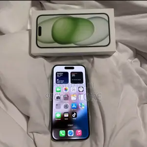 Apple iPhone 15 128 GB Green