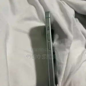 Apple iPhone 15 128 GB Green