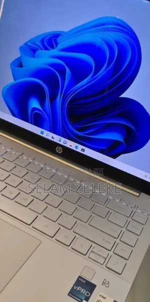 Photo - New Laptop HP Pavilion 15 16GB Intel Core I7 SSD 1T