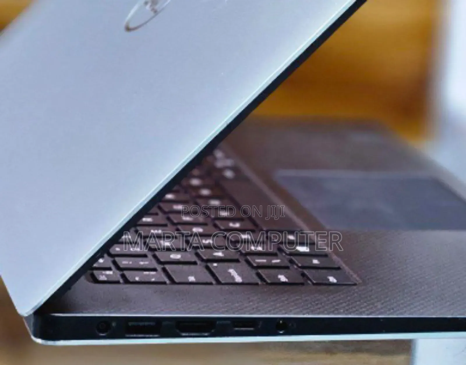 New Laptop Dell XPS 15 16GB Intel Core I7 SSD 512GB