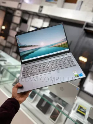 New Laptop Lenovo LOQ 15ARP9 16GB Intel Core I5 SSD 512GB