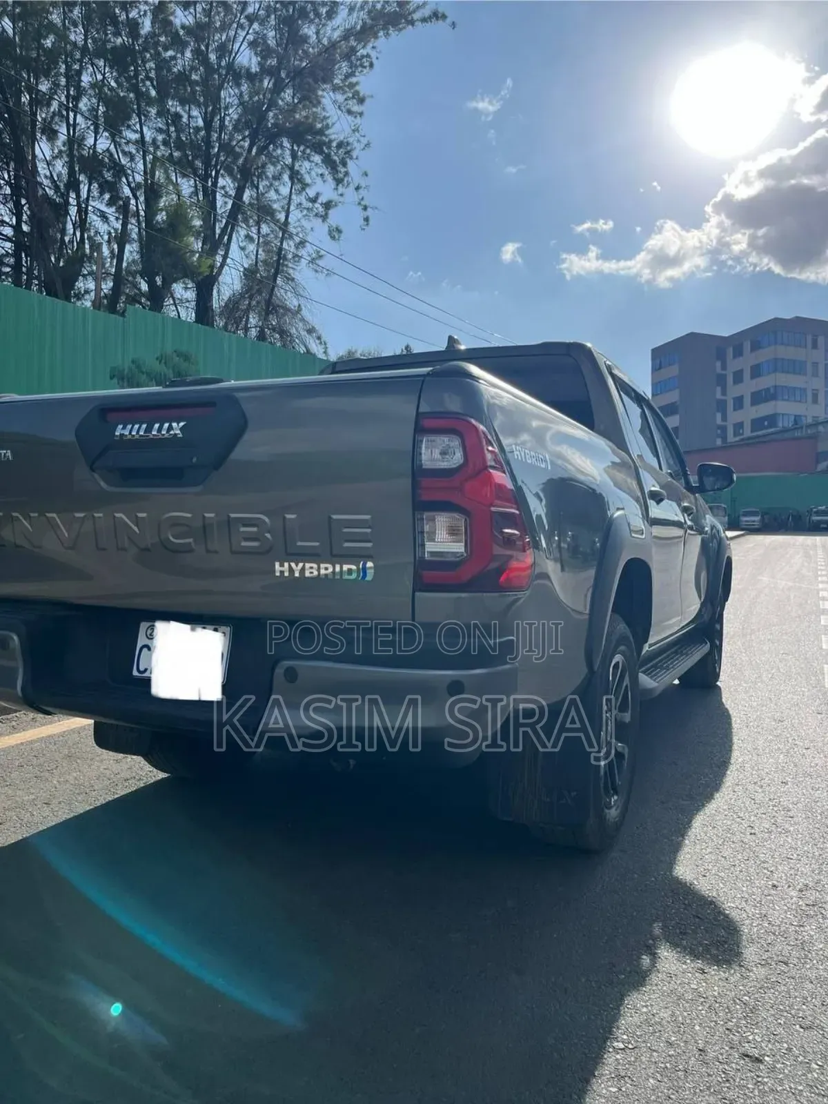 Toyota Hilux 2024 Gray