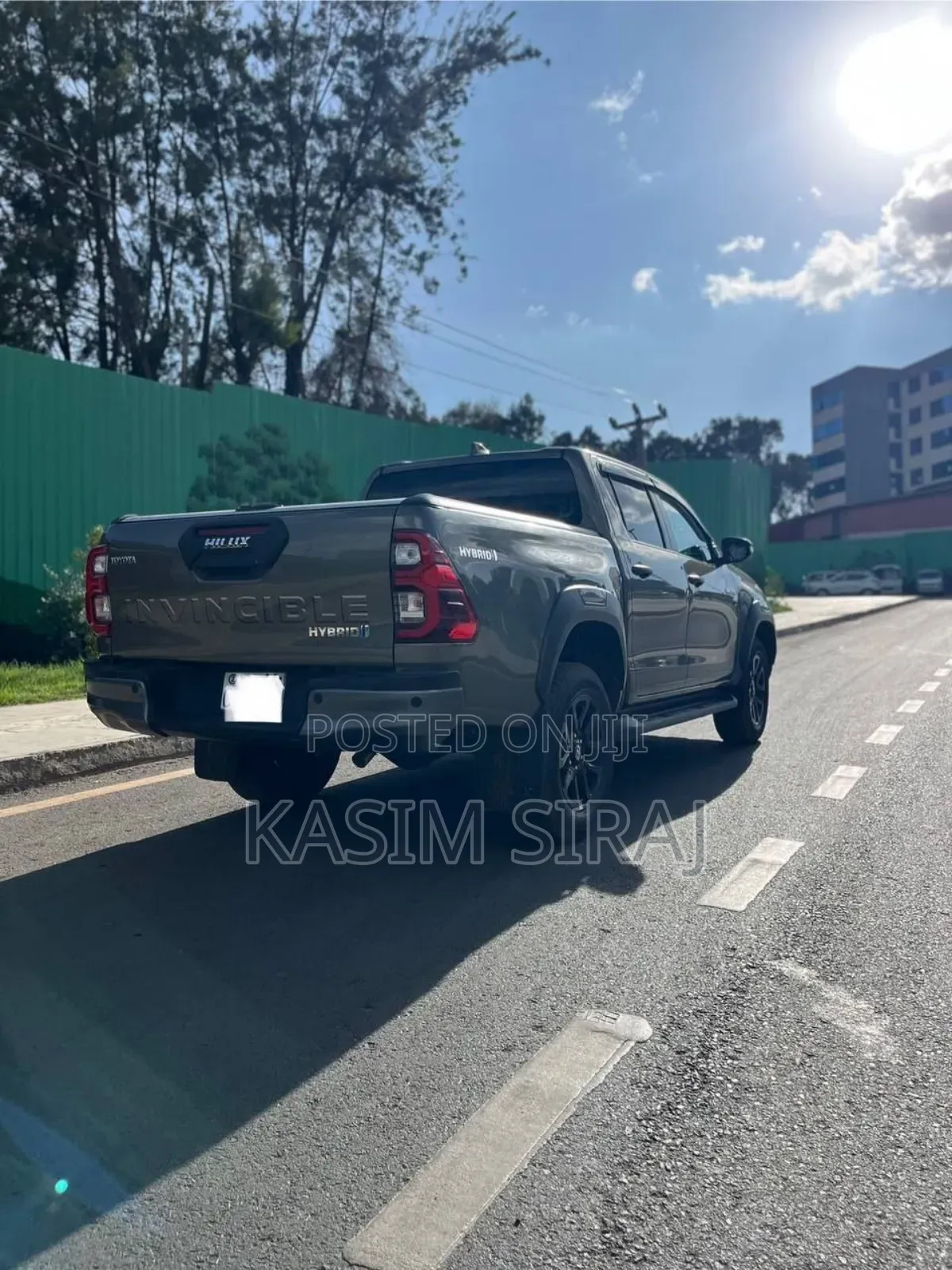 Toyota Hilux 2024 Gray