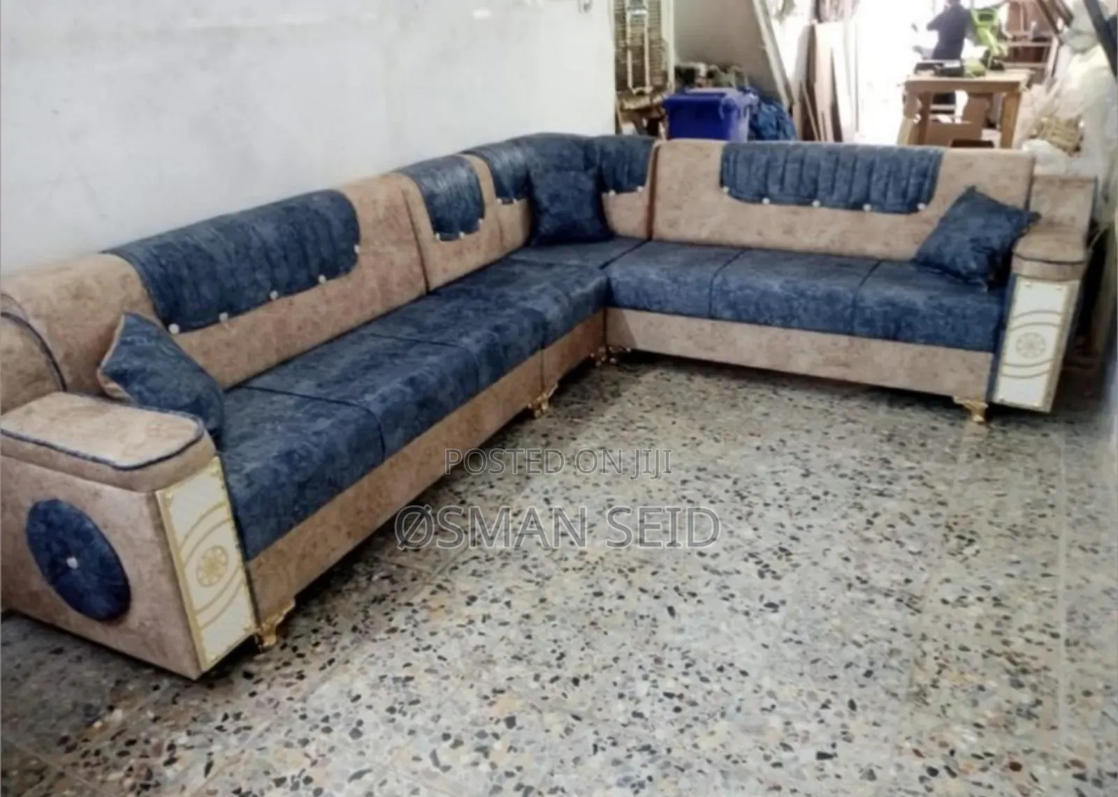 7 Seater Amazing Sofa