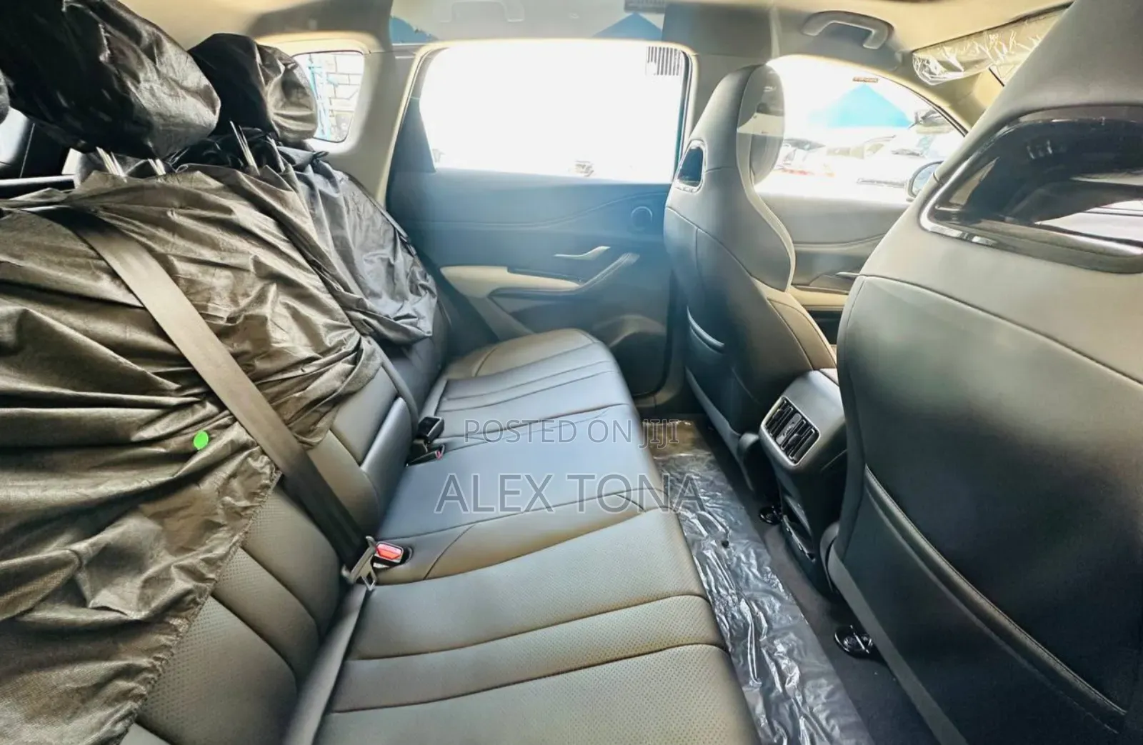 BYD Destroyer 05 DM-i 1.5 Hybrid FWD 2025 Gold