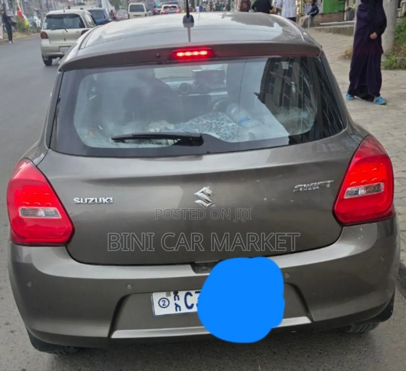 Suzuki Swift 2022 Brown