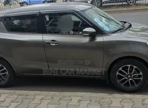 Suzuki Swift 2022 Brown