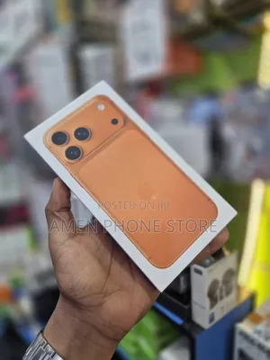 Photo - New Apple iPhone 17 Pro Max 256 GB Orange