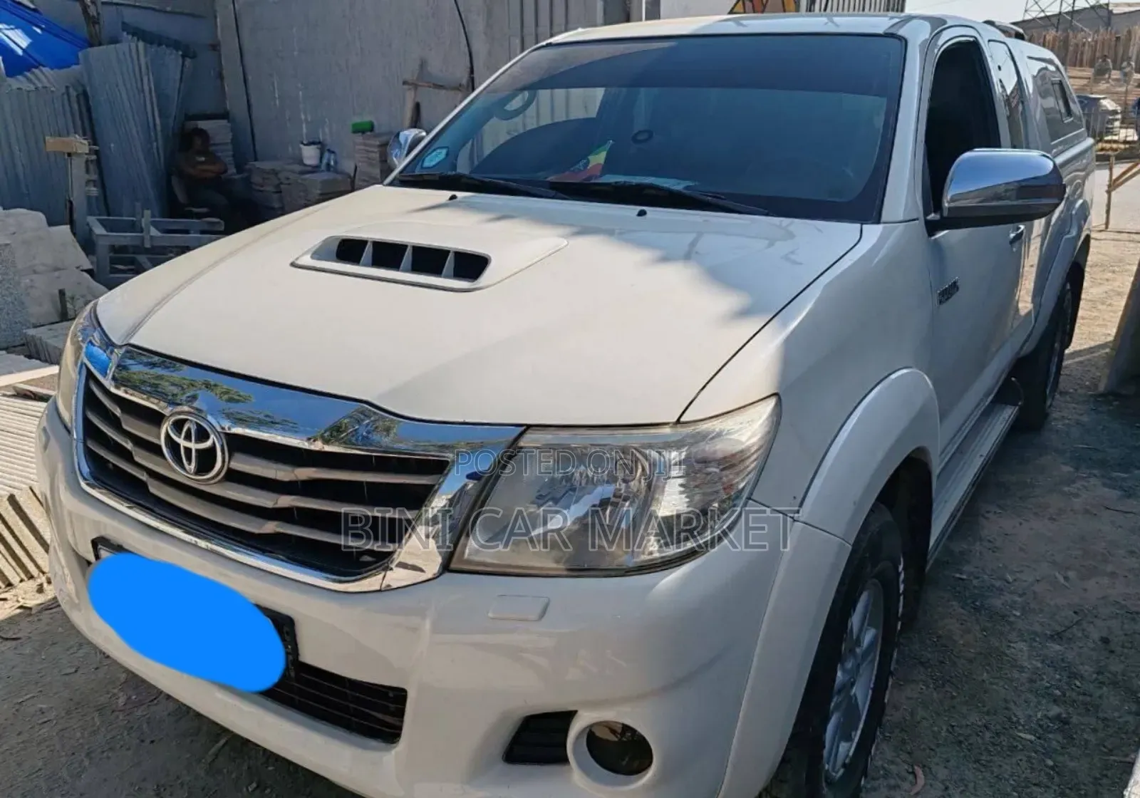 Toyota Hilux 2013 White