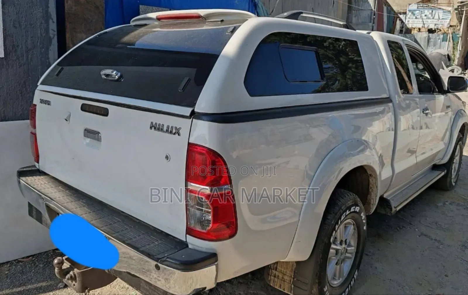 Toyota Hilux 2013 White