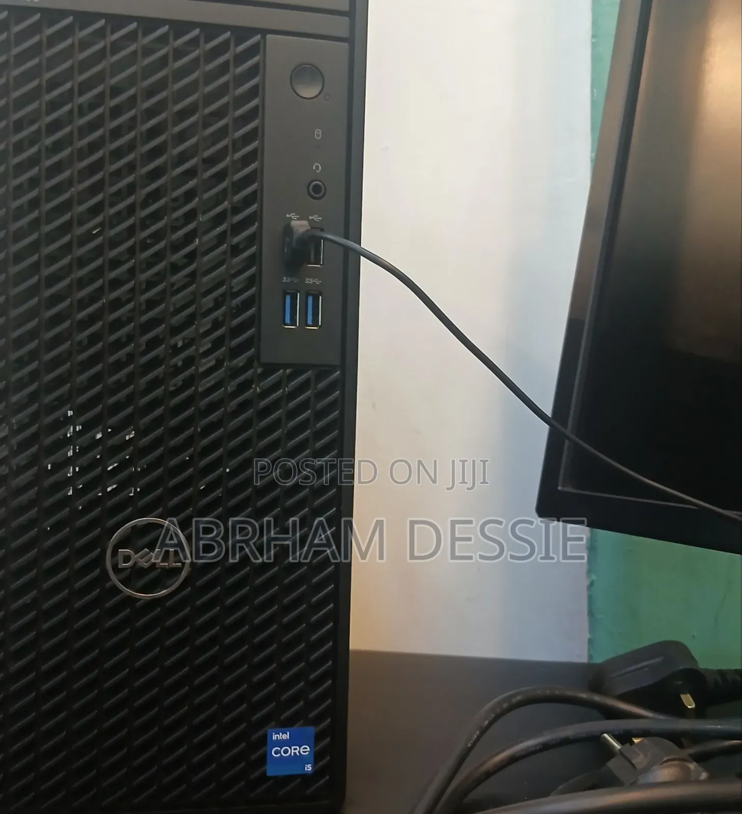 New Desktop Computer Dell Inspiron 3000 8GB Intel Core I5 SSD 1T