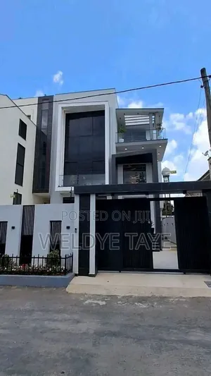 Furnished 7bdrm House in Bole for sale