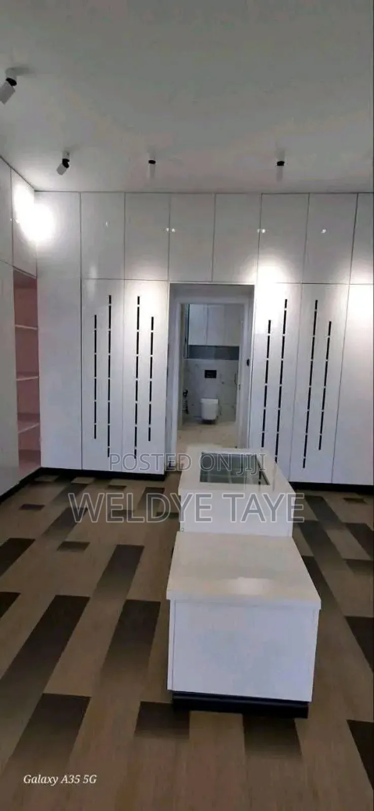 Furnished 7bdrm House in Bole for sale