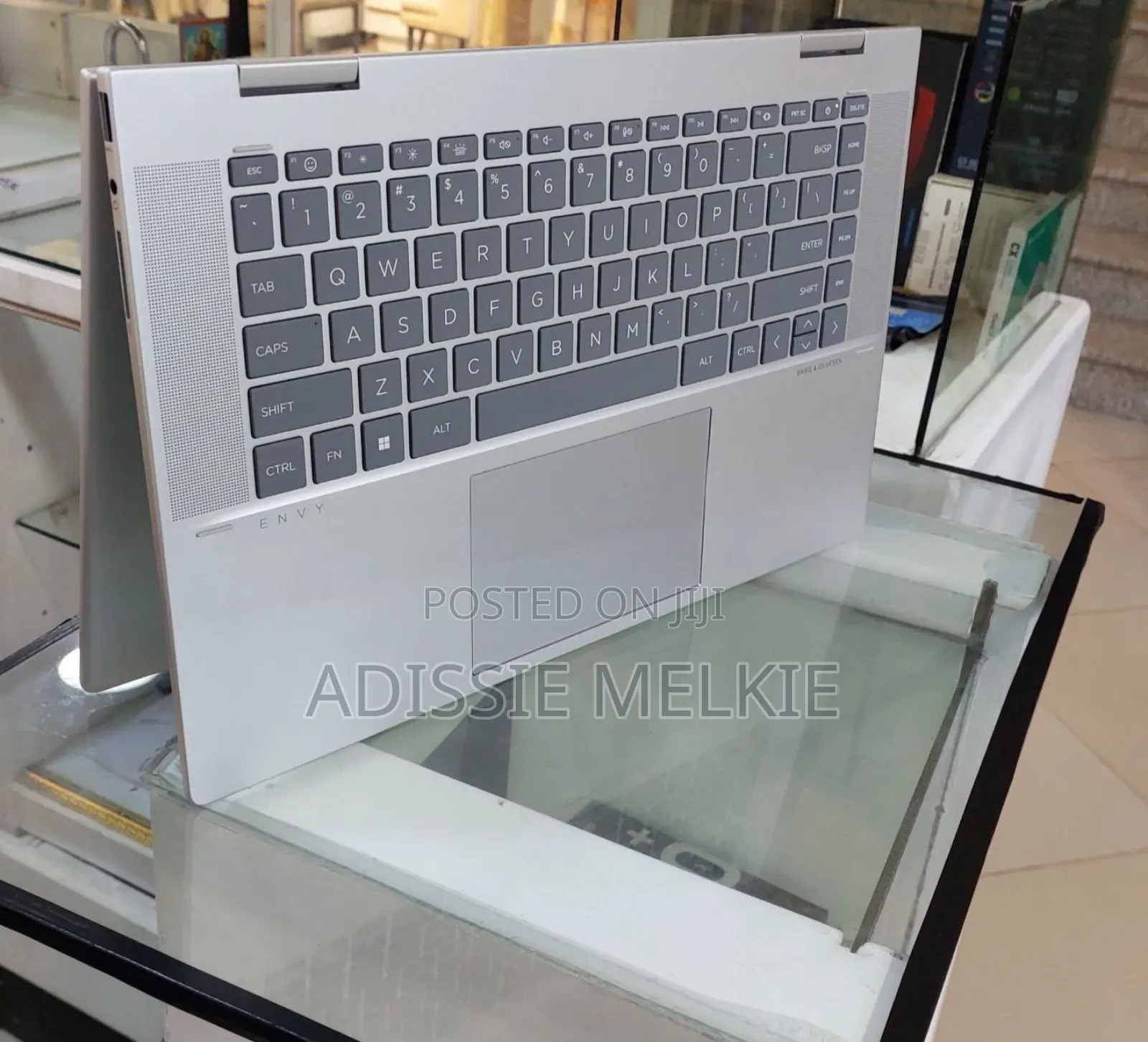 New Laptop HP Envy X360 16GB Intel Core I7 SSD 512GB