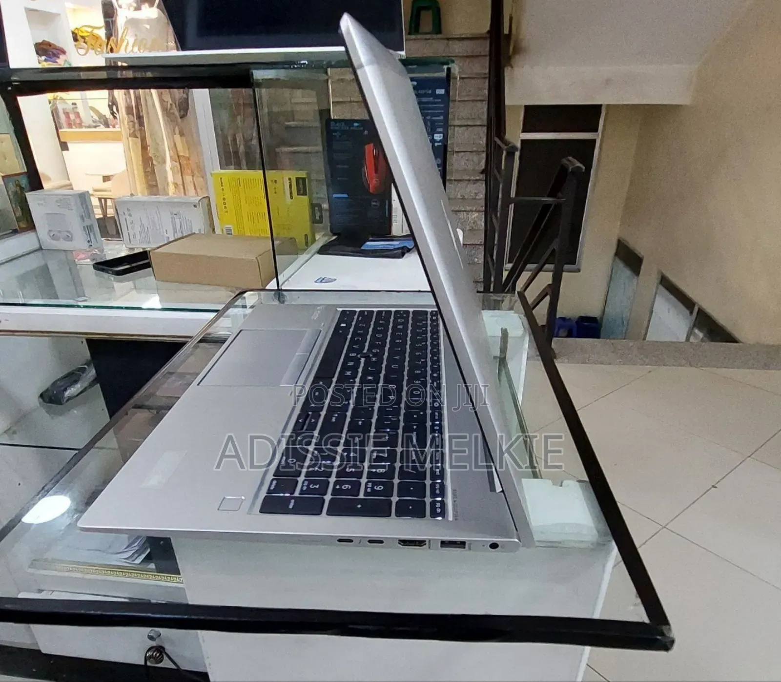 New Laptop HP EliteBook 850 G8 16GB Intel Core I7 SSD 512GB