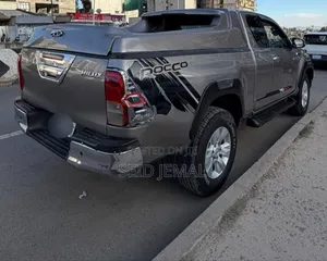 Toyota Hilux 2018 Gray