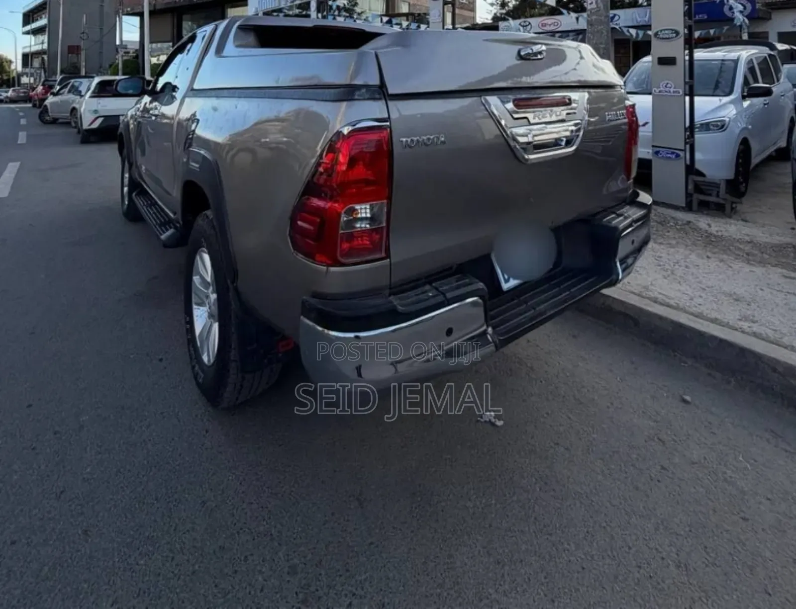 Toyota Hilux 2018 Gray