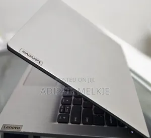 New Laptop Lenovo Ideapad 3 8GB Intel Core I5 SSD 256GB