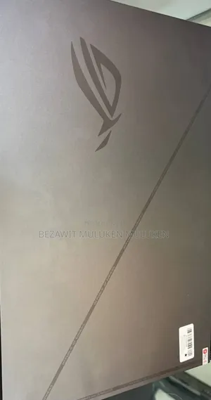 New Laptop Asus ROG Strix G16 G614 16GB Intel Core I9 SSD 512GB