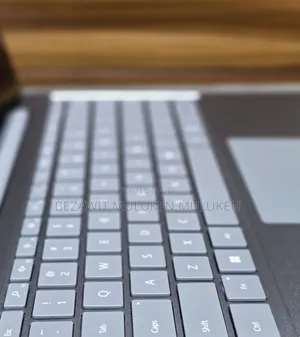 Photo - New Laptop HP Pavilion 15 8GB Intel Core I5 SSD 256GB