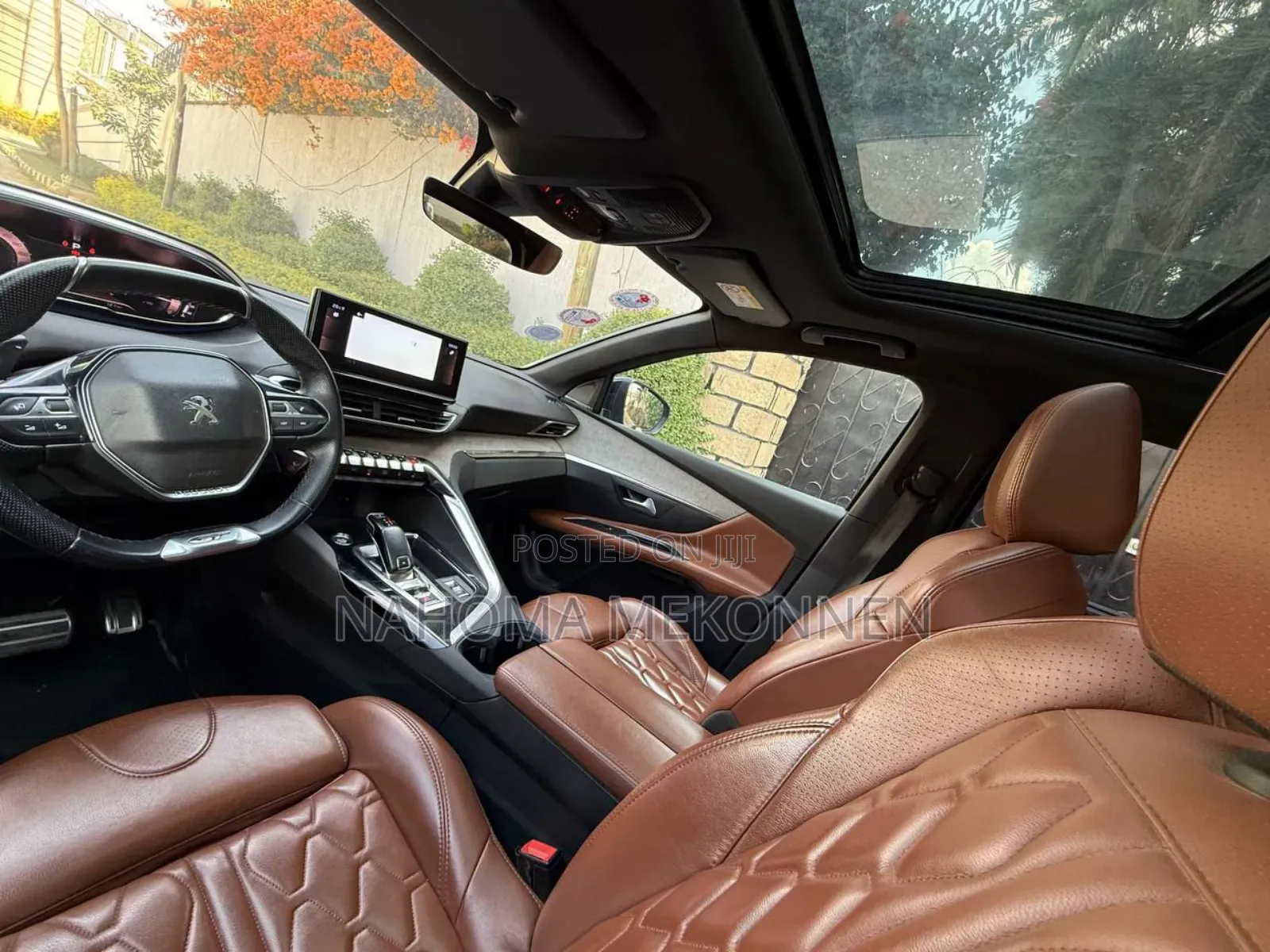 Peugeot 5008 2022 Brown