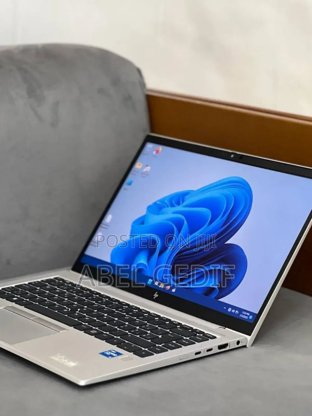 New Laptop HP EliteBook 830 G8 16GB Intel Core I7 SSD 512GB
