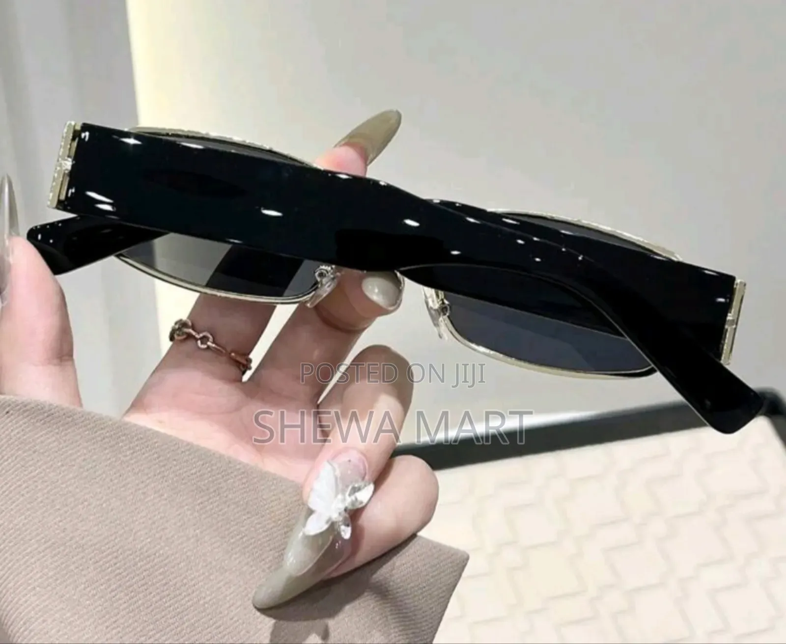 Women Fashion Glasses for Street-Photography Musical Festival Tropical