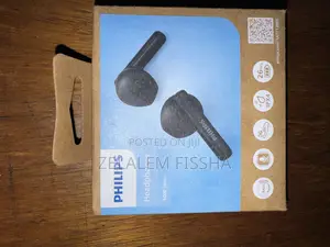 Photo - Philips in-Ear Wireless Bluetooth Earbuds, 26h Battery,