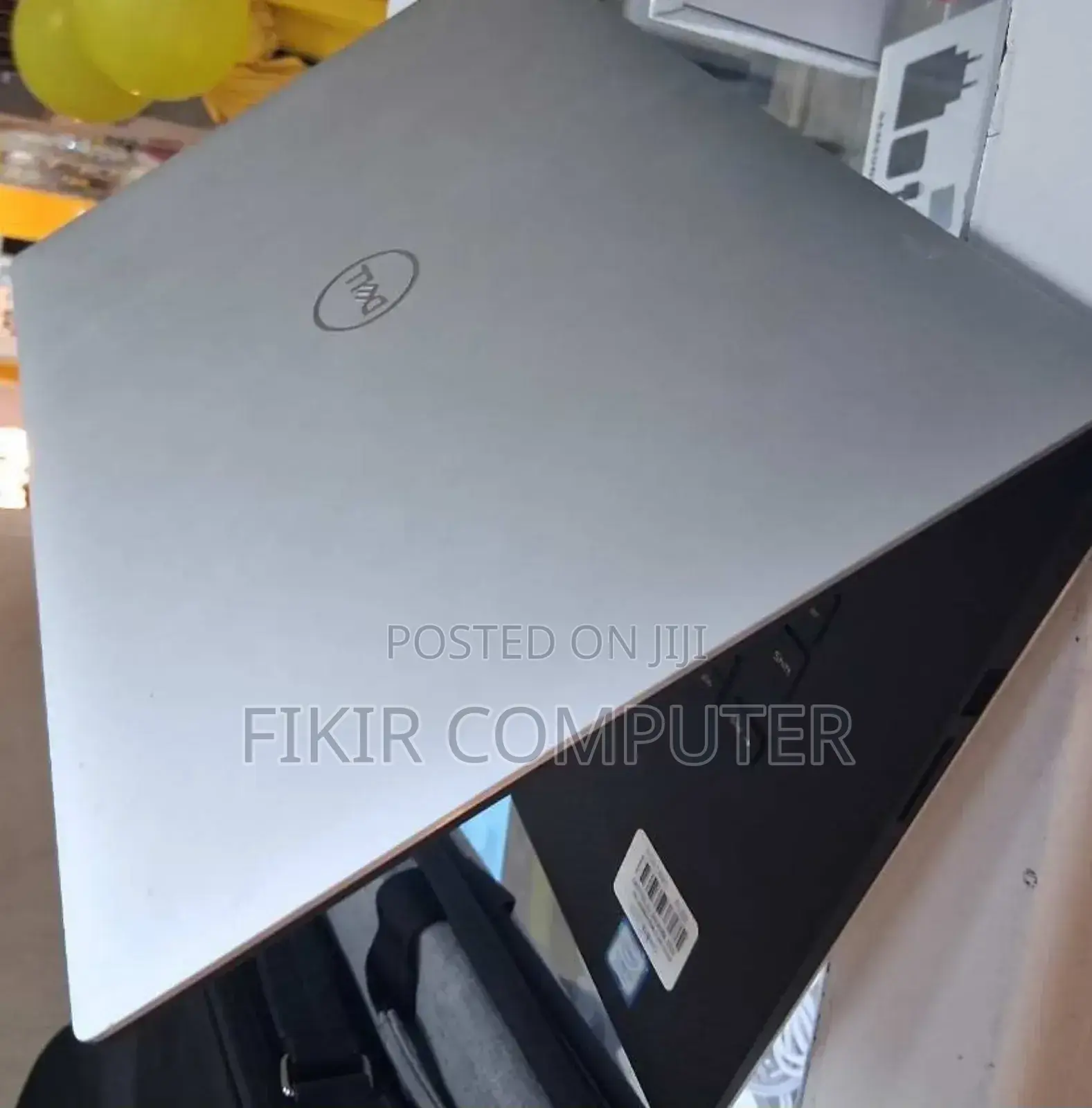 New Laptop Dell Precision 5540 16GB Intel Core I7 SSD 512GB