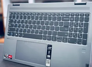 New Laptop Lenovo Yoga 7i 16GB AMD Ryzen 5 SSD 512GB