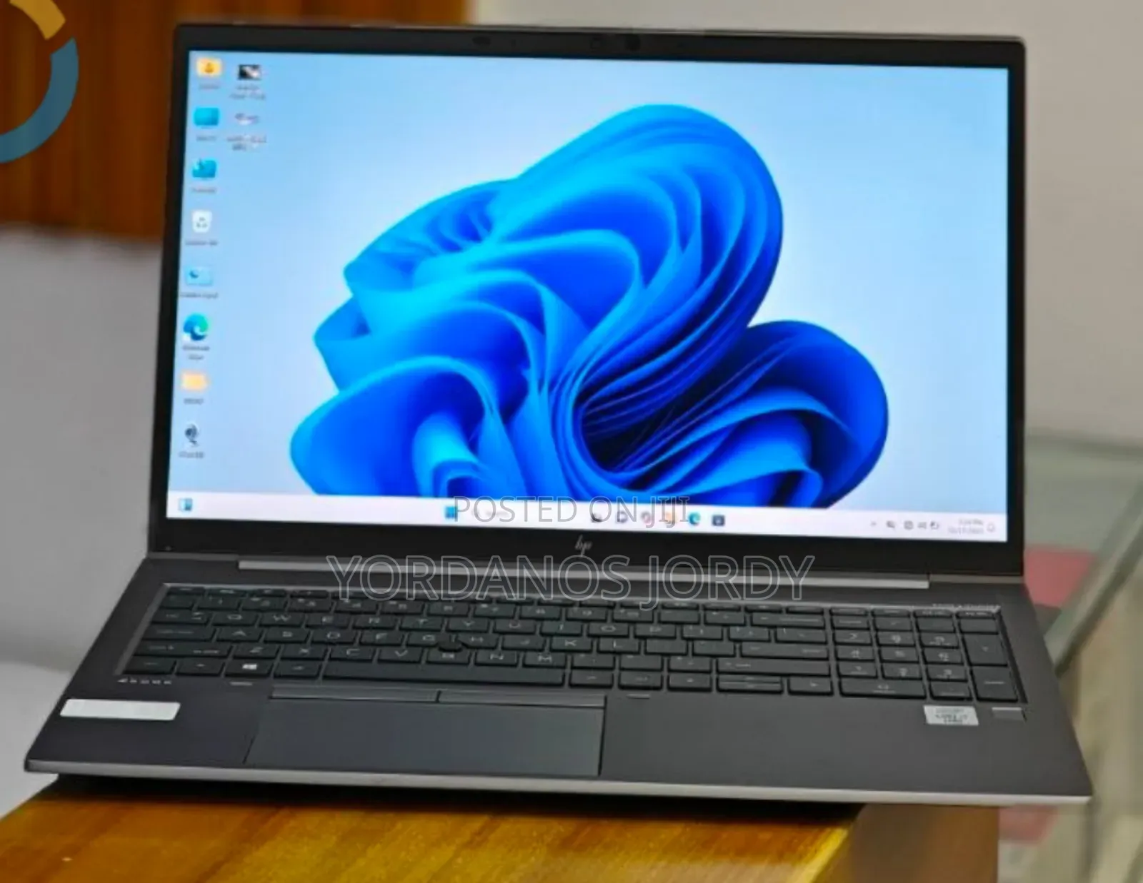 New Laptop HP ZBook Firefly 15 G7 16GB Intel Core I7 SSD 512GB