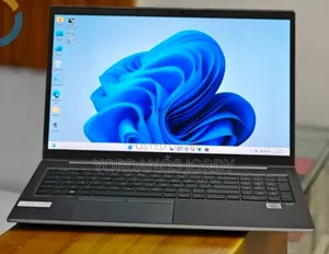 New Laptop HP ZBook Firefly 15 G7 16GB Intel Core I7 SSD 512GB