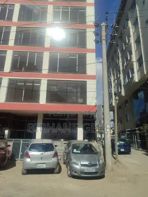 20bdrm Apartment in Luxury Apartiment, Bole for sale