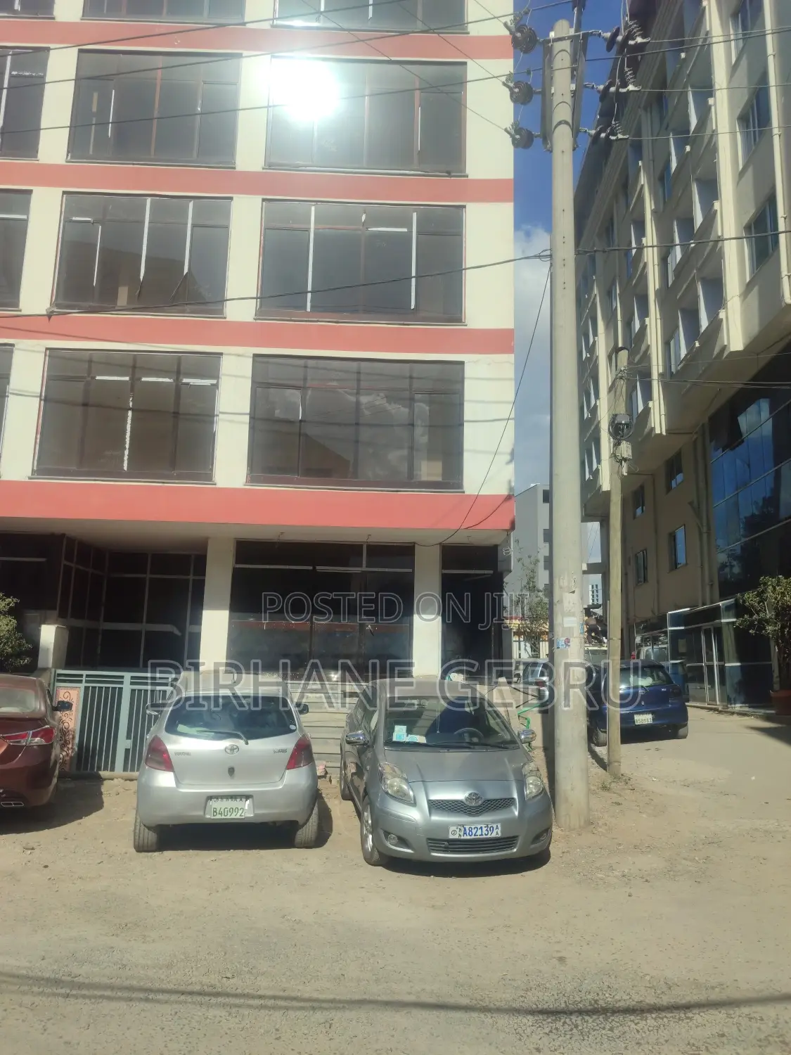 20bdrm Apartment in Luxury Apartiment, Bole for sale