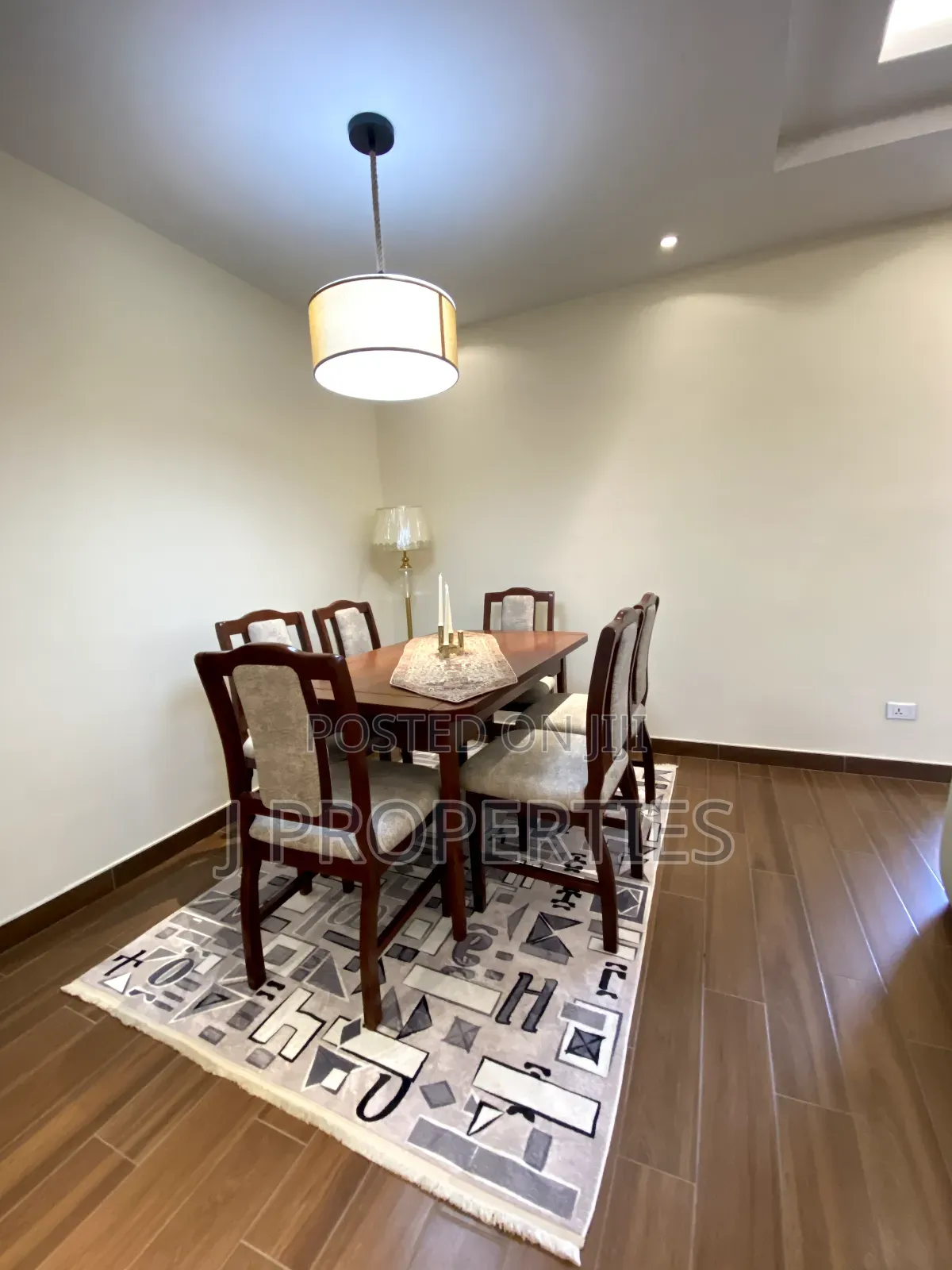 Furnished 3bdrm Apartment in Kirkos for rent