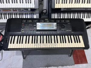 Photo - Yamaha PSR 630 ( Floppy ) Keyboard