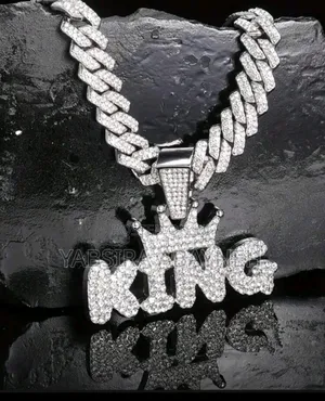 1pc "King", "Queen" and "Dollar" Sign Design Necklaces