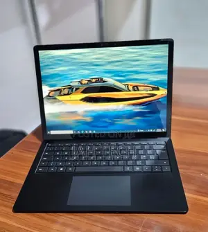 New Laptop Microsoft Surface 16GB Intel Core I5 SSD 256GB