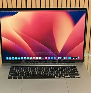 New Laptop Apple MacBook Pro 2019 16GB Intel Core I7 SSD 512GB
