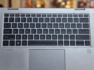 New Laptop HP EliteBook 830 G8 32GB Intel Core I7 SSD 512GB