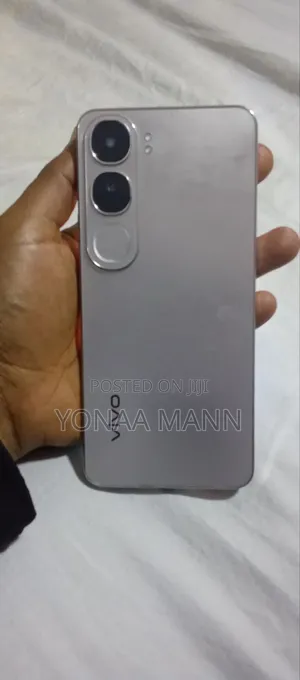 Vivo V40 Lite 256 GB Silver