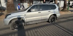 Toyota Land Cruiser Prado 2006 Off white
