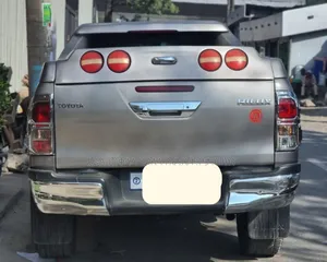 Toyota Hilux 2020 Pearl