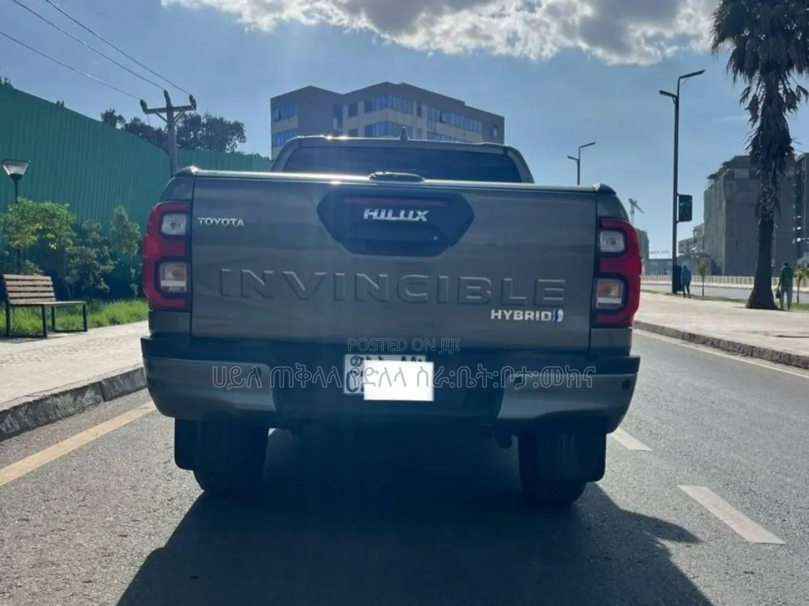 Toyota Hilux 2025 Green