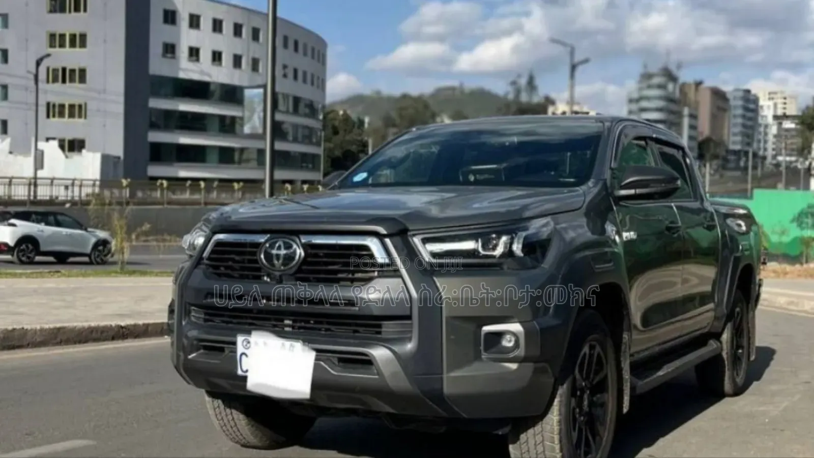 Toyota Hilux 2025 Green