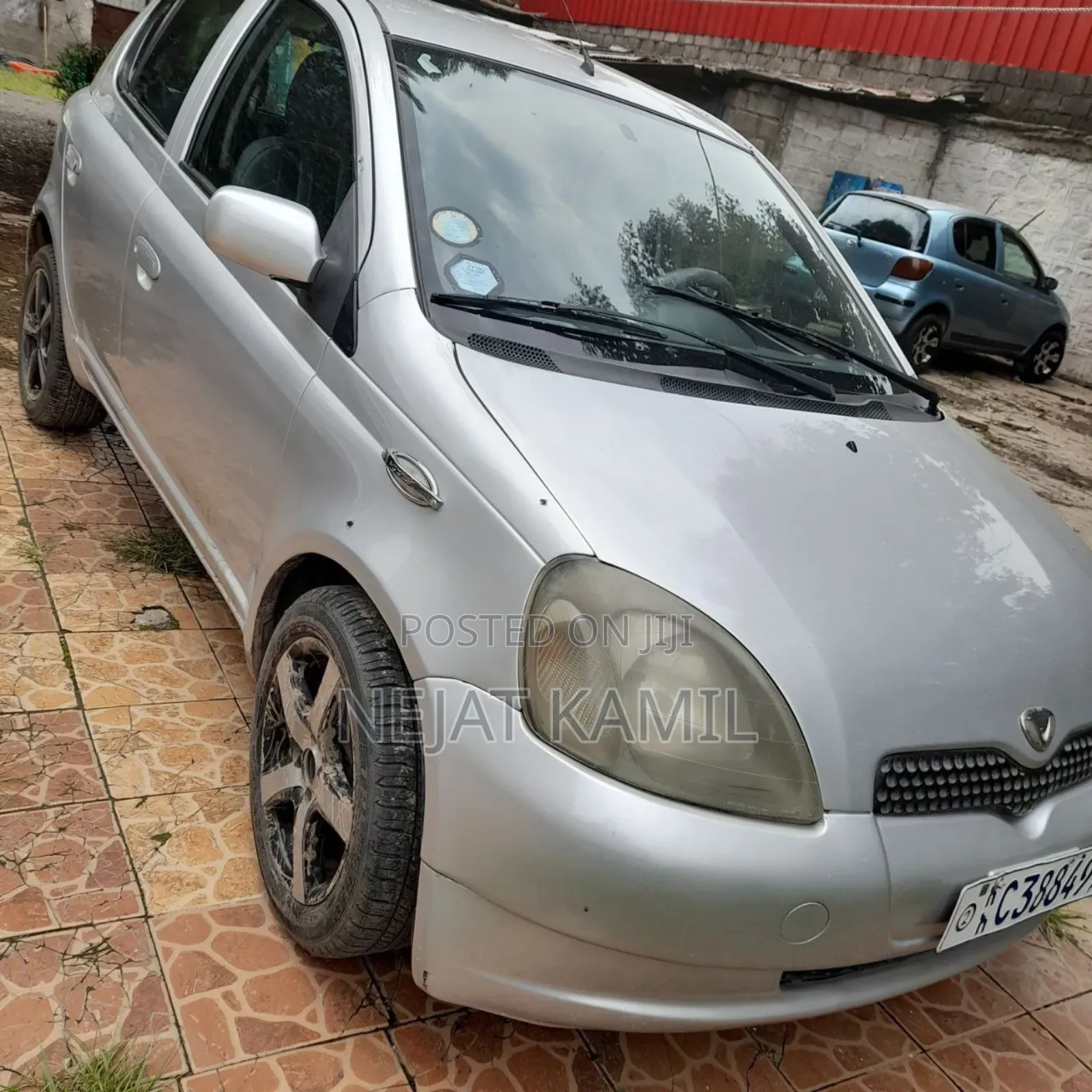 Toyota Vitz 1.0 FWD 3dr 1999 Silver