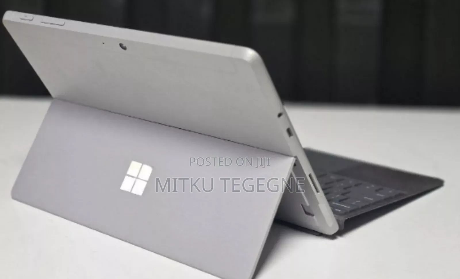 New Laptop Microsoft Surface Go 2 8GB Intel Pentium SSD 128GB